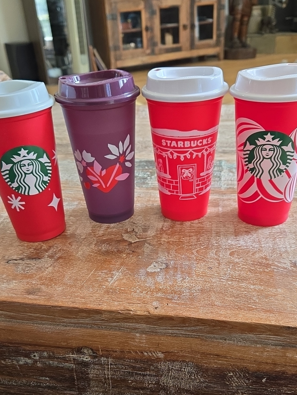 STARBUCKS reusable Hotcups Lot Of 4. New 16 oz. Grande (BIN 011)